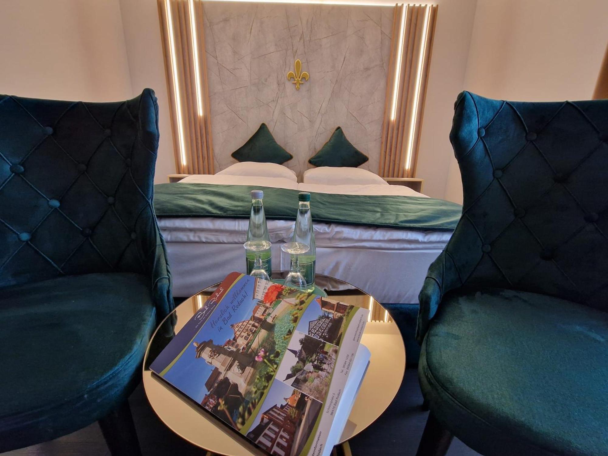 Lilium Resort Hotel & Restaurant 巴特罗达克 外观 照片
